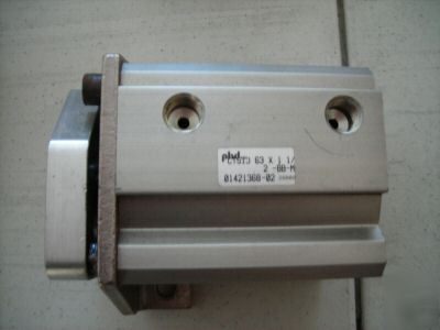 Phd cts 1J 63 x 1 1/2 -bb-m pneumatic cylinder