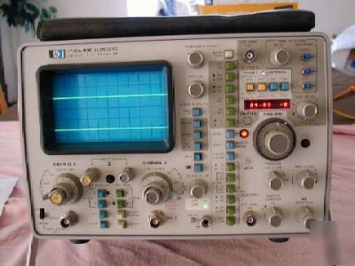 Hp - agilent 1722A 275 mhz oscilloscope w/ readout 