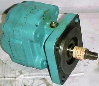 Commercial hydraulic gear pump P15H -100-ge-AB05-15