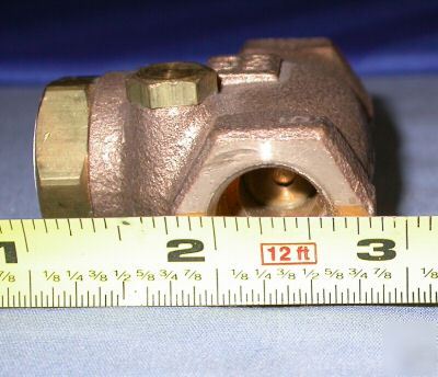 Hammond IB904 bronze swing check valve 125 psi