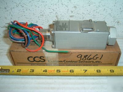 Ccs series 6900 piston pressure switch < 986G1