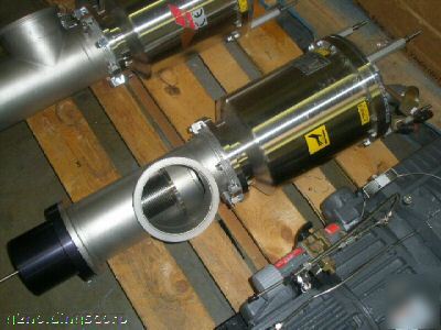 Osaka vacuum helical grooved pump TS443BW w/ mks valve