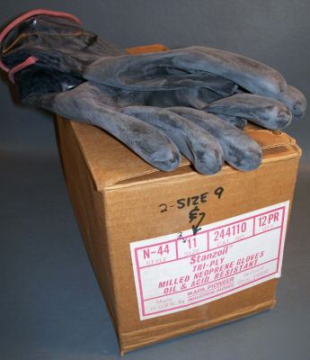 Pioneer stanzoil n-44 neoprene gloves