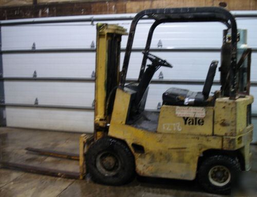 Pneumatic tire yale forklift loader skid truck hi low