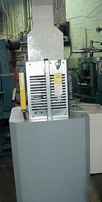 Mdm model mini-combi 10 ton hydraulic coining press