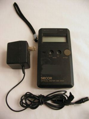 Siecor om-100F digital hand held tester