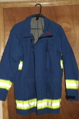  globe ems techrescue jacket coat - s rt slv-4,lng 30