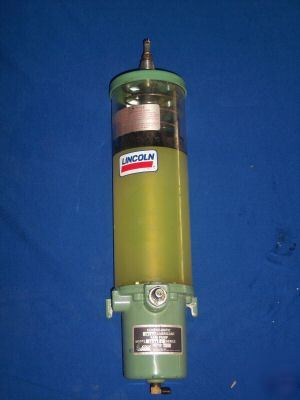 Lincoln 83668 centromatic grease pump 31:1 ratio (used)