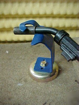 New mig torch magnet mount gun stand holder welder 
