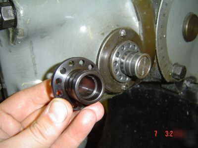 Bridgeport milling machine pinion hub shaft sleeve