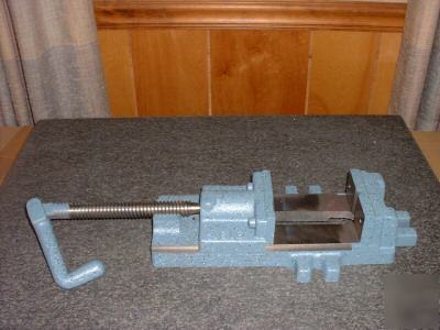 New vise drill press vise starrett 913 1/2Q qck adj. 