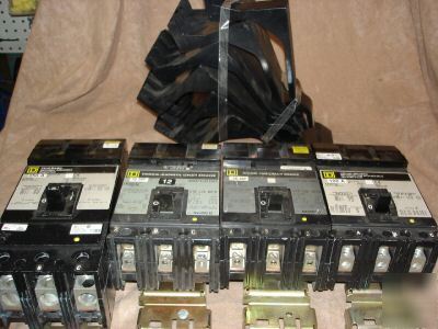 4 ) square d circuit breakers w/ 6 spacers 600VOLTS