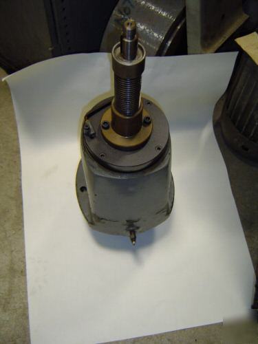 Bridgeport series ii knee feed nut/screw & housing assy