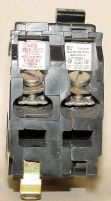 Square d 30 amp 2 pole circuit breaker model* QO230 * 