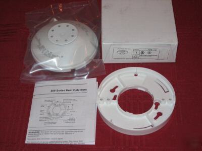 New ge security 104-13 135DEG heat detector ** brand **