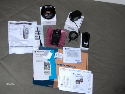 New motorola PR400 portable radio handset brand 