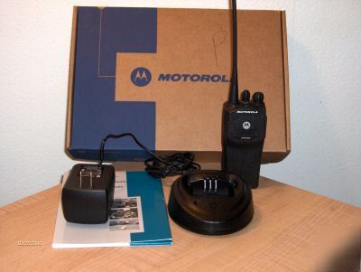 New motorola PR400 portable radio handset brand 