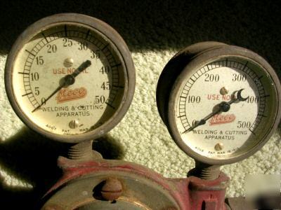 Antique meco acetylene welding gauge regulator 1919