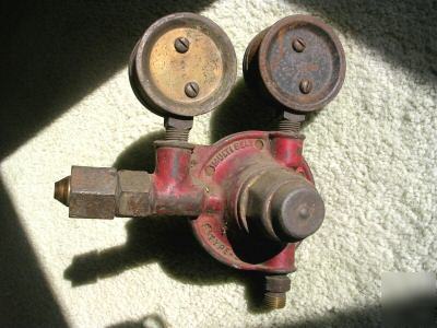 Antique meco acetylene welding gauge regulator 1919