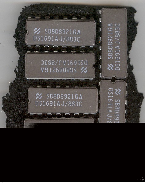 Integrated circuit DS1691AJ/883C