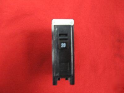 Cutler hammer circuit breaker 1P 20A 120/240V BAB1020