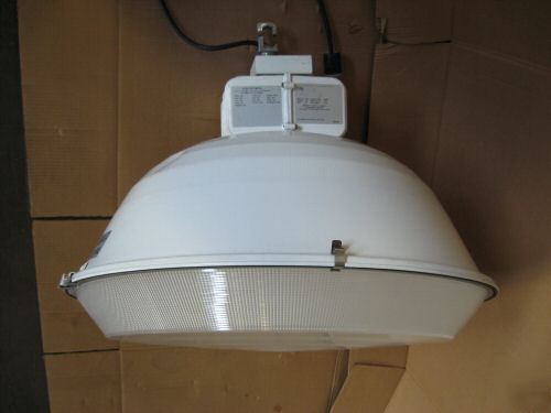 (10) 400 watt 120 volt metal halide warehouse light 