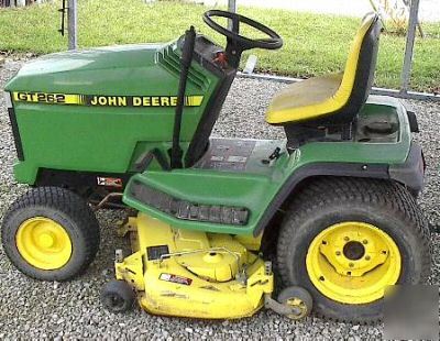 John deere gt 262 riding lawn mower