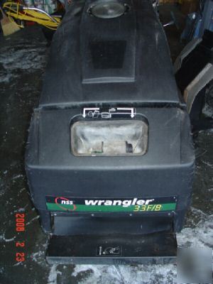 Nss wrangler 33-fb floor scrubber