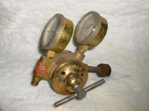 Acetylene airco regulator gauge-used