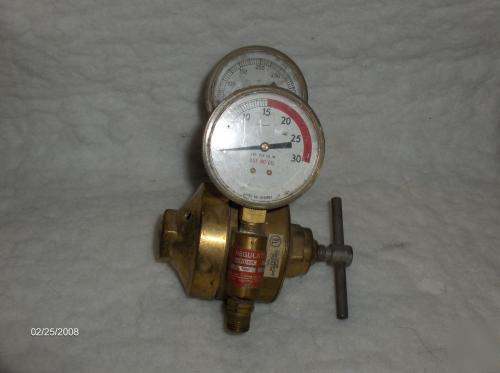 Acetylene airco regulator gauge-used