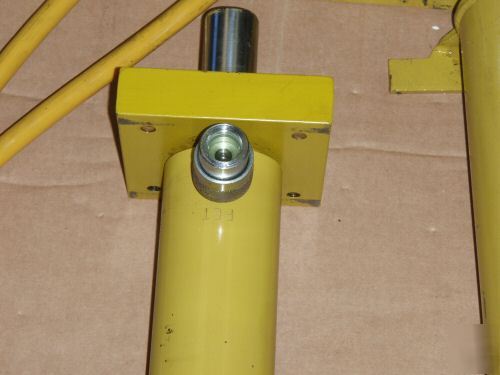 Enerpac double acting pump and piston