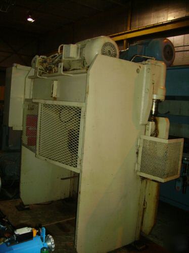 Used 6' x 40 ton pacific hydraulic press brake