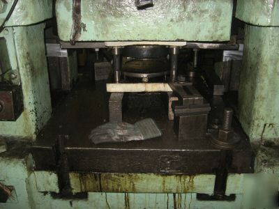 250 ton niagra punch press 
