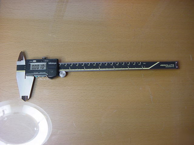 Mitutoyo 500-172 absolute digimatic digital caliper 0-8