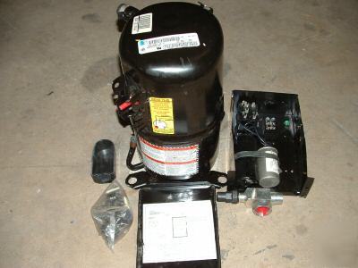 New tecumseh compressor AWG5515EXN AW700ET-111-J7 