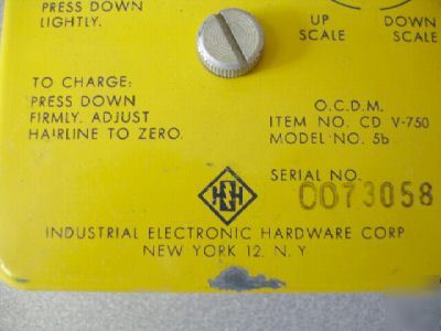 Industrial electronic dosimeter charger v-750 model 5B