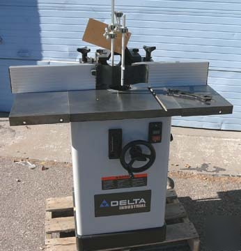 New as delta 5HP industrial wood shaper 43-459