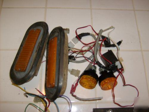 Two whelen strobe packs /lights