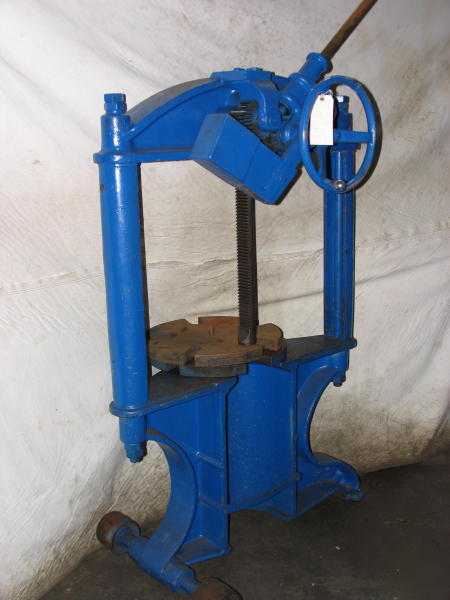 Greenerd #15, 15 ton, 2 post compound arbor press