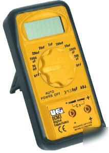 New uei digital capacitance meter DCM3 w/battry