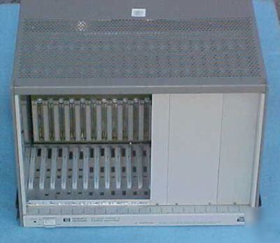 Hp agilent E1302A vme/vxi mainframe 75000