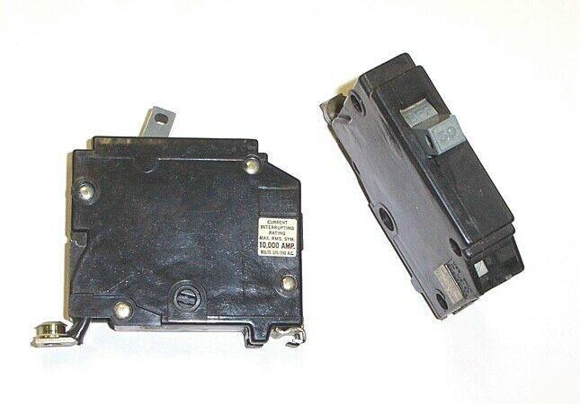 New cutler hammer chb circuit breaker 1P 15A CHB115 