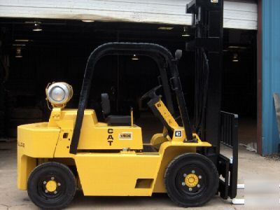 8000LB. caterpillar pneumatic forklift perkins engine