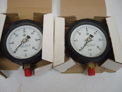 Lot of two (2) mcdaniel bronze tube brass psi gage 