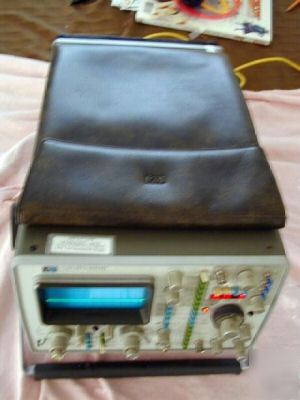 Hp - agilent 1722A 275 mhz oscilloscope w/ readout 