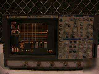 Lecroy 9314L oscilloscope quad 300MHZ, 100MS/s, 1MPT/ch