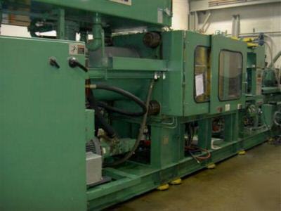 500 ton van dorn 500HP-60F injection molder molding