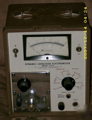 Victoreen 475A dynamic capacitor electrometer **rare**