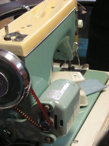 New janome home streamliner sewing machine (vintage?)