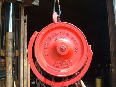 1.5 ton chain fall hoist yale motor bb lift engine shop